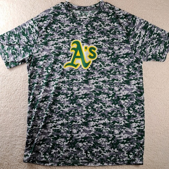 Augusta Sportswear Other - Oakland Athletics Tshirt Mens XL Camo Pixels Augusta Sportswear 100% Poly NWOT